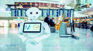 Lufhtansa prueba un Robot que dialoga con los pasajeros